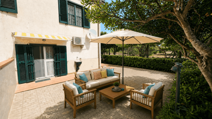 Image No.17-2 Bed Semi-Detached for sale