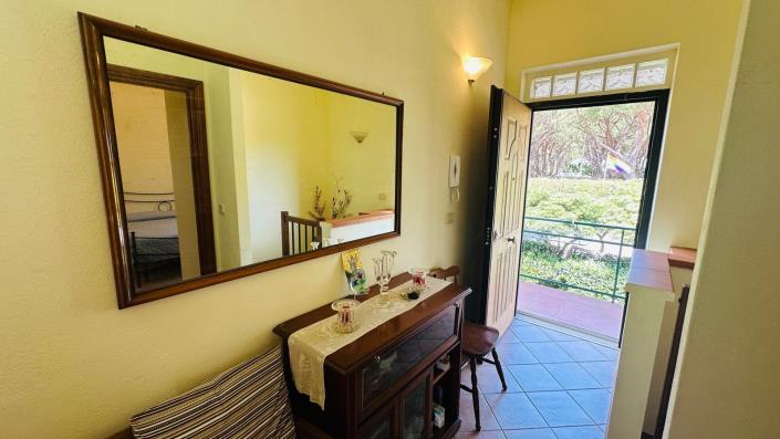 Image No.19-2 Bed Semi-Detached for sale