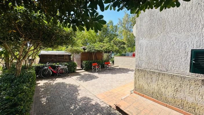 Image No.29-2 Bed Semi-Detached for sale