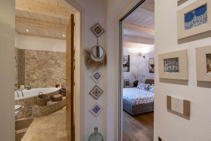 Image No.27-3 Bed Villa for sale