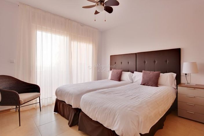 Image No.16-2 Bed Flat for sale