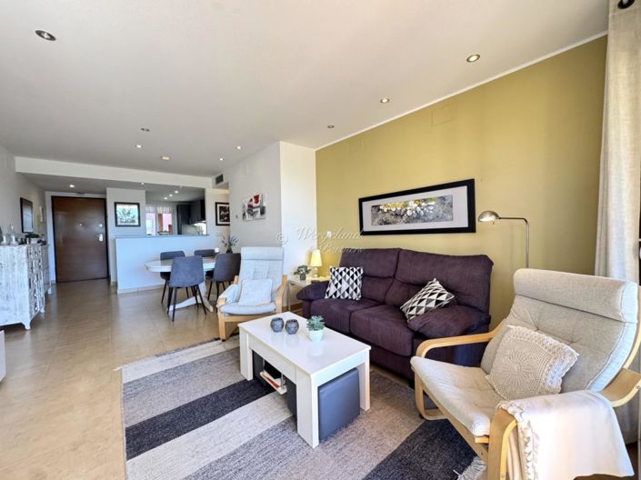 Image No.20-2 Bed Flat for sale