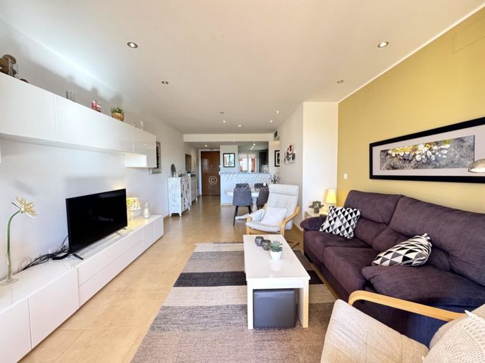 Image No.21-2 Bed Flat for sale