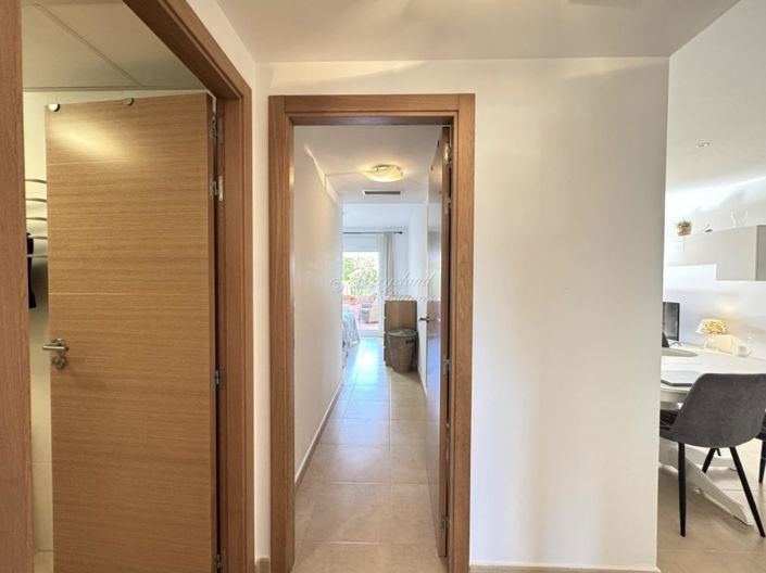 Image No.32-2 Bed Flat for sale