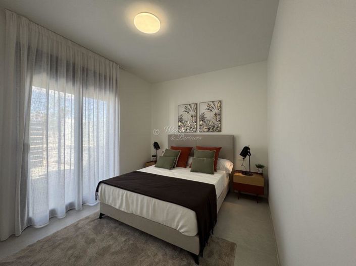 Image No.11-3 Bed Villa / Detached for sale