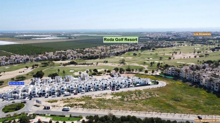 Image No.13-3 Bed Villa / Detached for sale