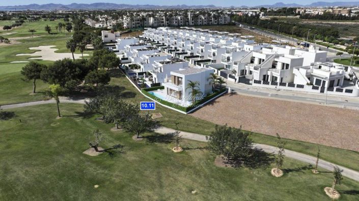 Image No.2-3 Bed Villa / Detached for sale