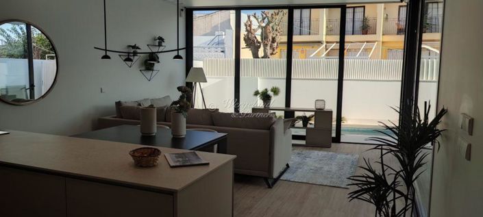 Image No.22-3 Bed Villa / Detached for sale