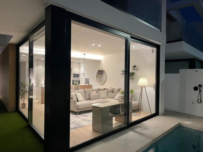 Image No.41-3 Bed Villa / Detached for sale