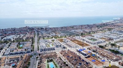 wop-torre-de-la-horadada-pm-plaza-villa-bilde