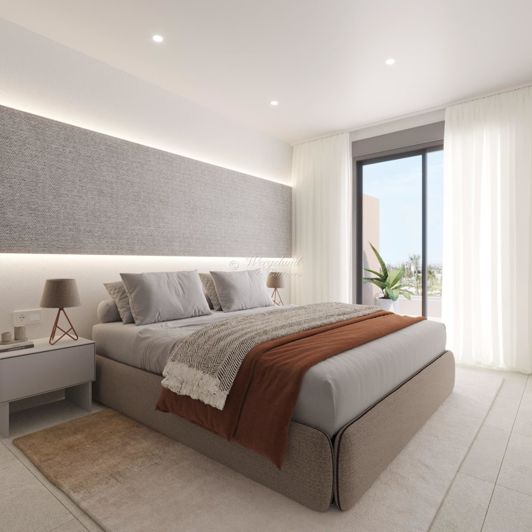 Image No.11-3 Bed Flat for sale