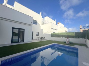 visningshuset-pool-1024x768