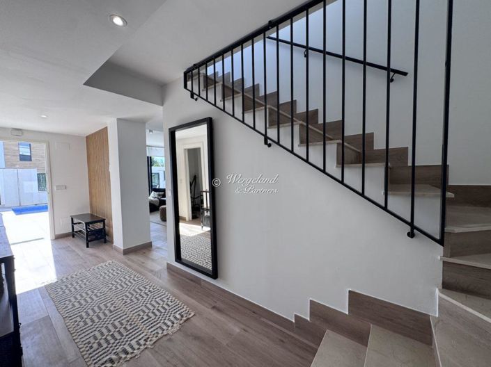 Image No.28-3 Bed Villa / Detached for sale