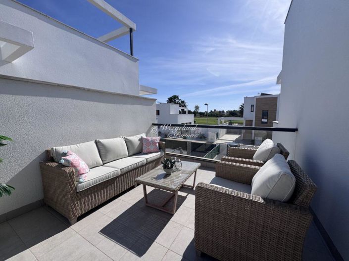 Image No.46-3 Bed Villa / Detached for sale