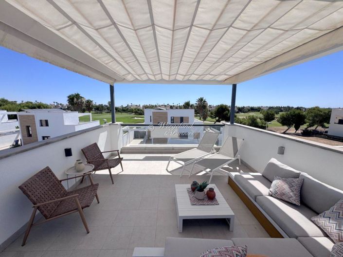 Image No.49-3 Bed Villa / Detached for sale