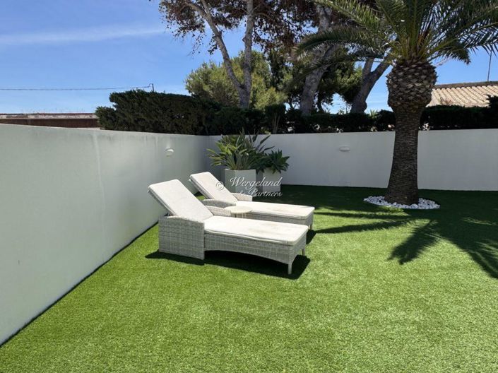Image No.14-4 Bed Villa / Detached for sale