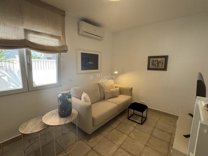 Image No.35-4 Bed Villa / Detached for sale