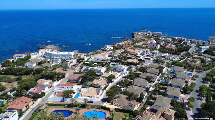 Image No.41-4 Bed Villa / Detached for sale