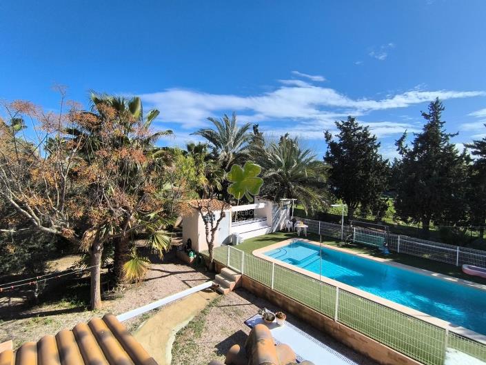 Image No.5-6 Bed Country House for sale