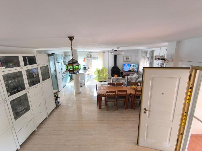 Image No.23-6 Bed Country House for sale