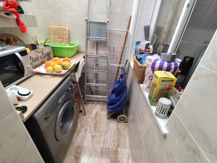 Image No.12-2 Bed Bungalow for sale