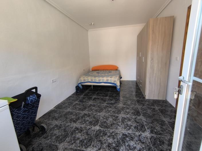 Image No.33-3 Bed Chalet for sale