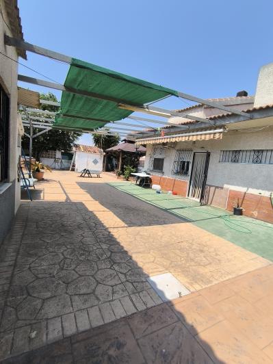 Image No.37-3 Bed Chalet for sale