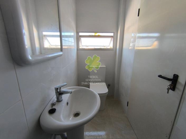 Image No.23-3 Bed Bungalow for sale