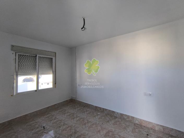 Image No.25-3 Bed Bungalow for sale