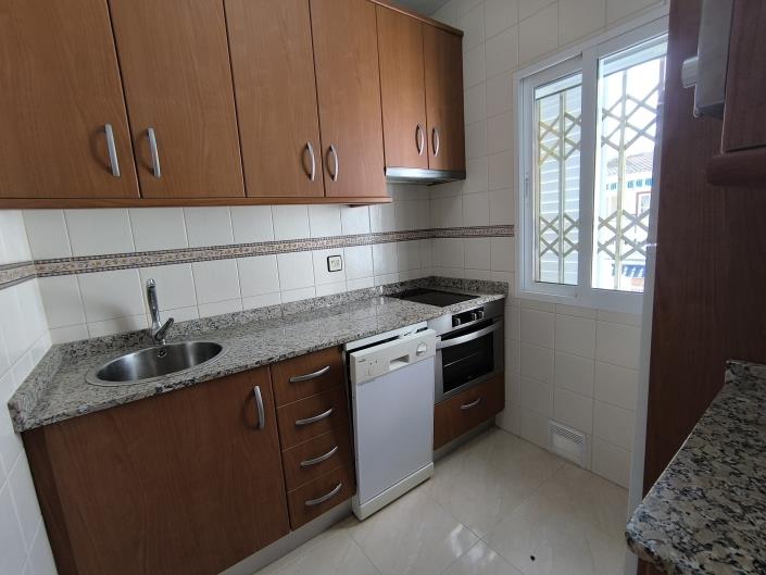 Image No.8-2 Bed Apartment for sale