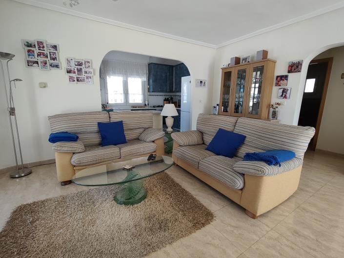 Image No.8-3 Bed Chalet for sale