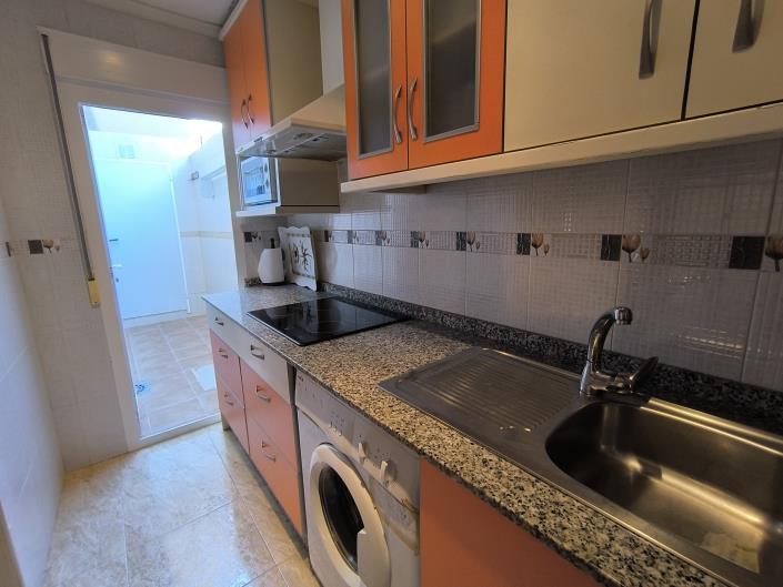 Image No.8-5 Bed Bungalow for sale