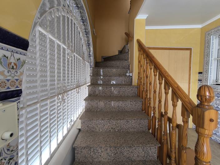 Image No.21-5 Bed Bungalow for sale