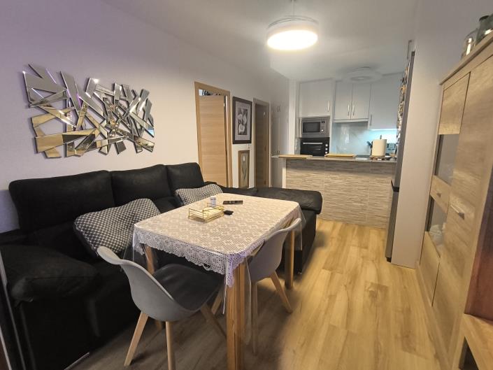 Image No.9-2 Bed Apartment for sale