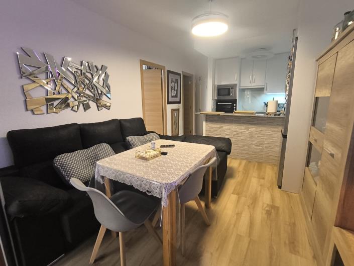 Image No.10-2 Bed Apartment for sale