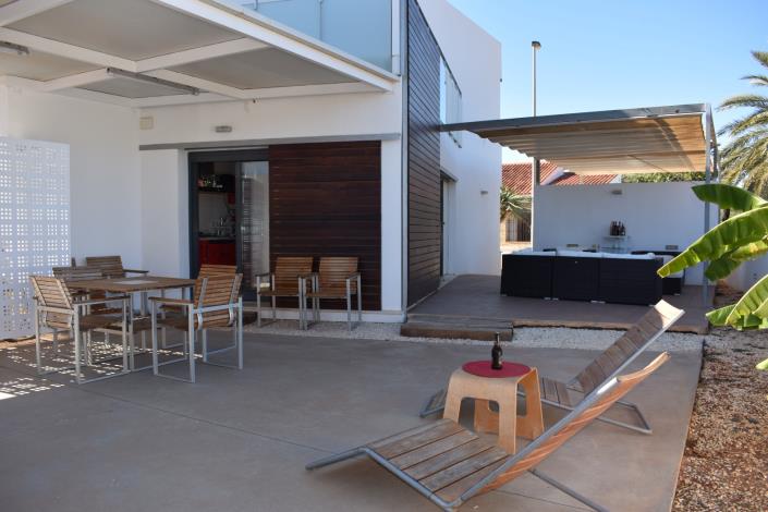 Image No.6-3 Bed Chalet for sale