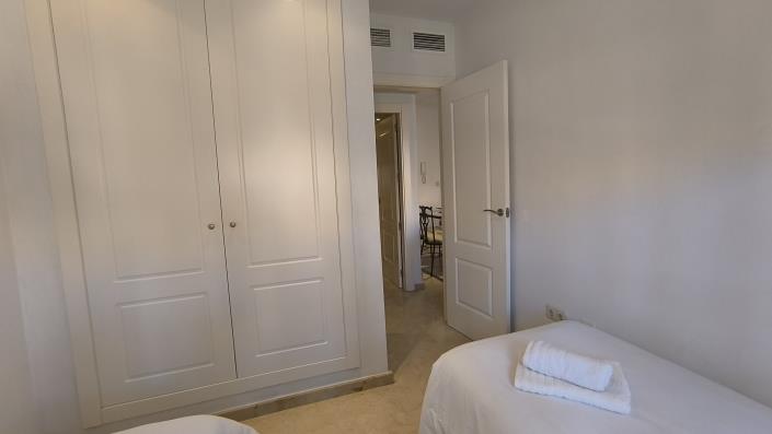 Image No.24-3 Bed Apartment for sale