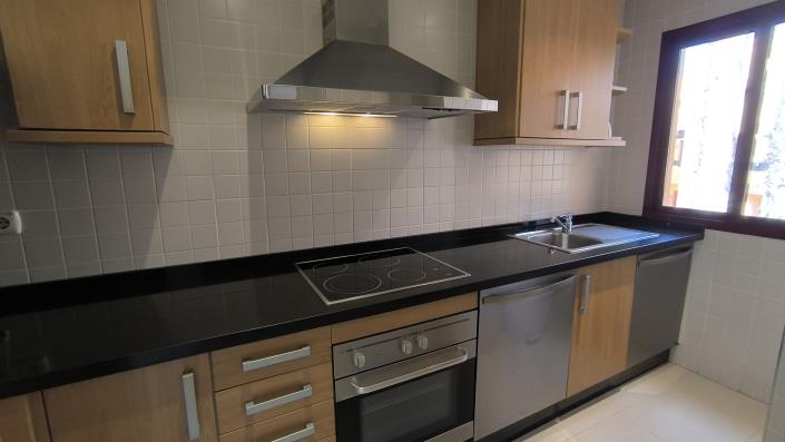 Image No.28-3 Bed Apartment for sale