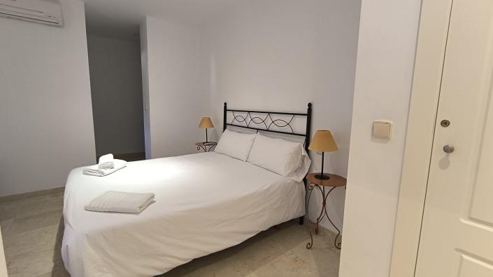 Image No.30-3 Bed Apartment for sale