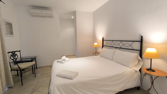 Image No.42-3 Bed Apartment for sale