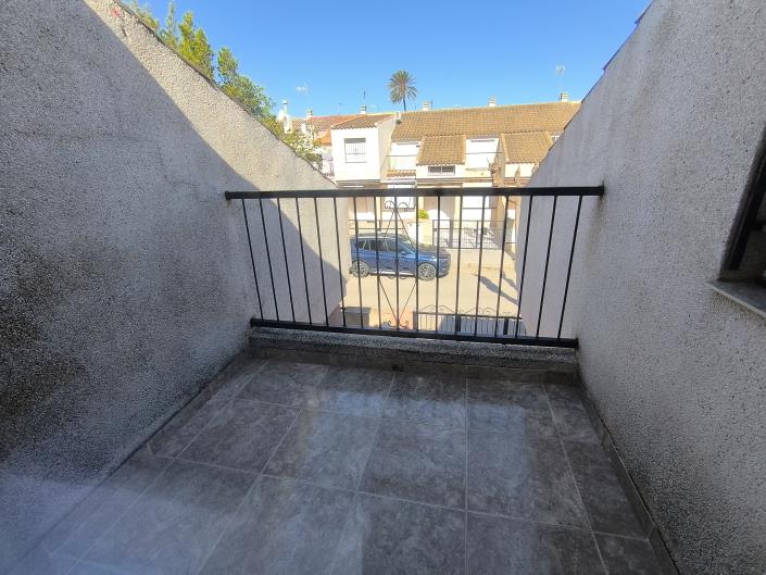 Image No.12-3 Bed Duplex for sale
