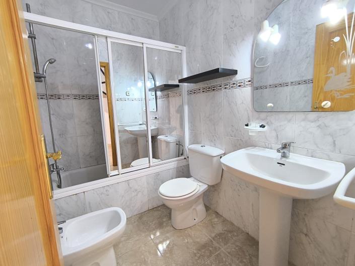 Image No.30-3 Bed Duplex for sale