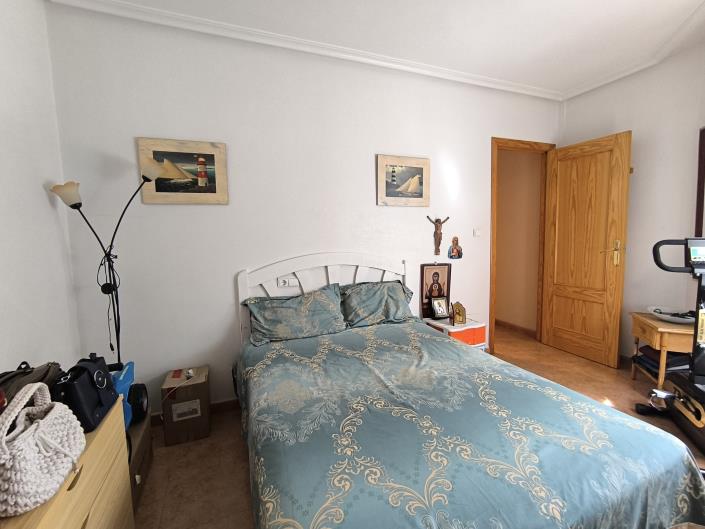 Image No.15-2 Bed Apartment for sale