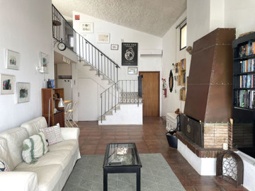 8-e64a9055bba3e77ac8aca3b893cdf826