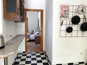 8-e64a9055bba3e77ac8aca3b893cdf826