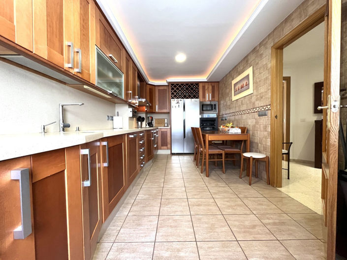 Image No.7-4 Bed Apartment for sale