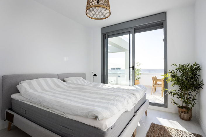 Image No.15-3 Bed Apartment for sale