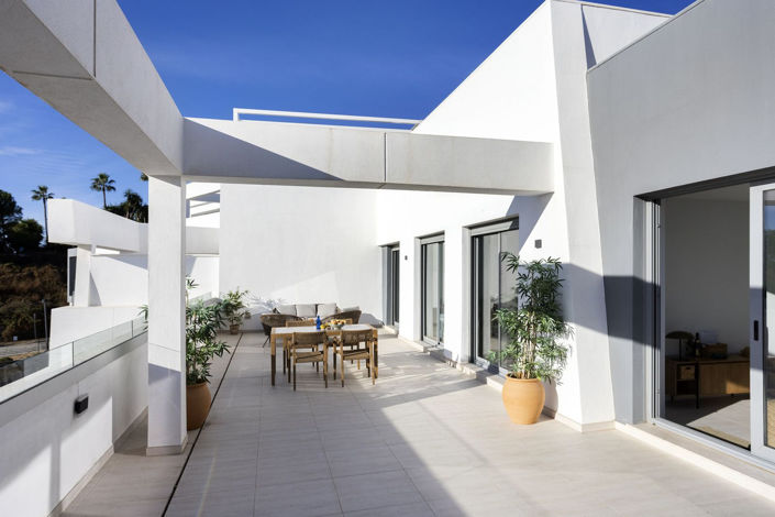 Image No.19-3 Bed Apartment for sale