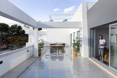 2-5bd7b9d04b45e33852eaf0ec6670150d