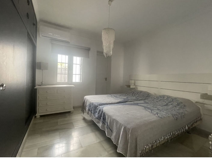 Image No.11-4 Bed Villa for sale